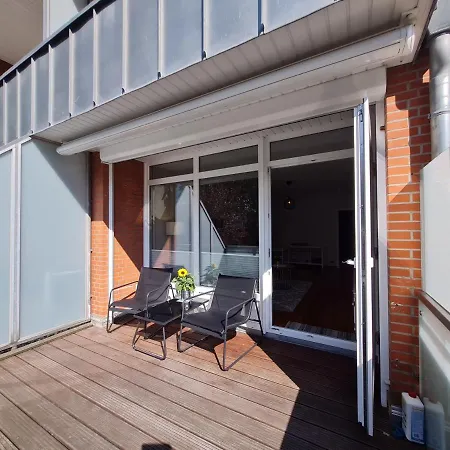 Wohnung Fleethoern - Zentral, Ruhig, Mit Parkplatz Und Balkon Kiel Exterior photo